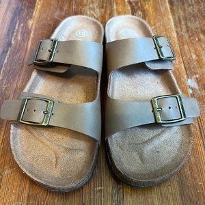 Boys sandals